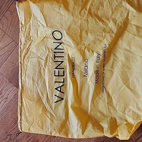 Valentino Luxury Bag with Gold Accents - Picture 8 of 8